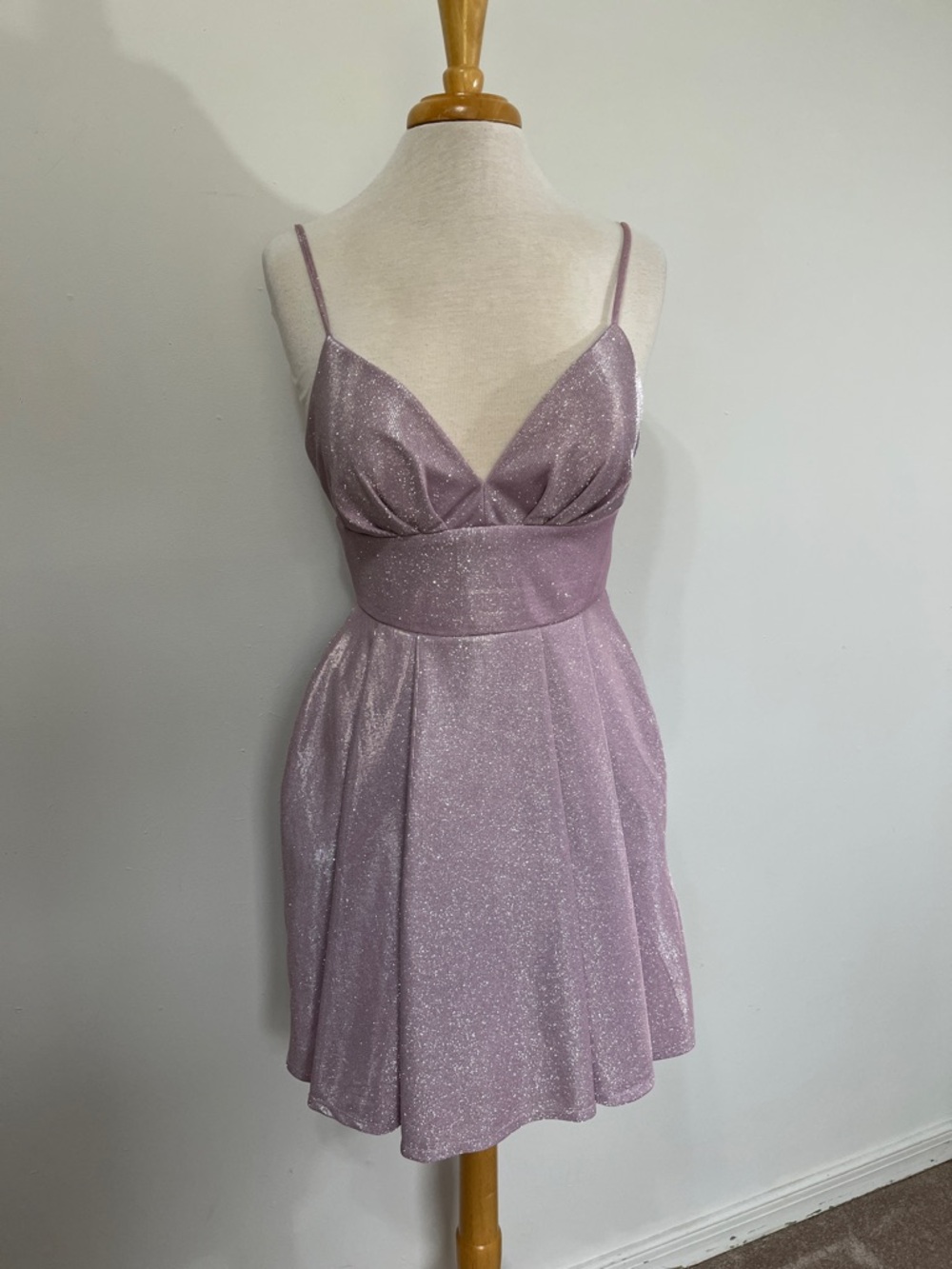 B Darlin Lilac Purple Sparkly Midi Dress Size 9/10 with POCKETS Prom Bridesmaid